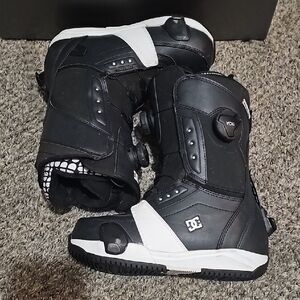 DC Step On Snowboard Boots